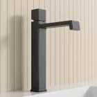 Modern fekete magasított mosdó csaptelep | Austler CU-3405E-1